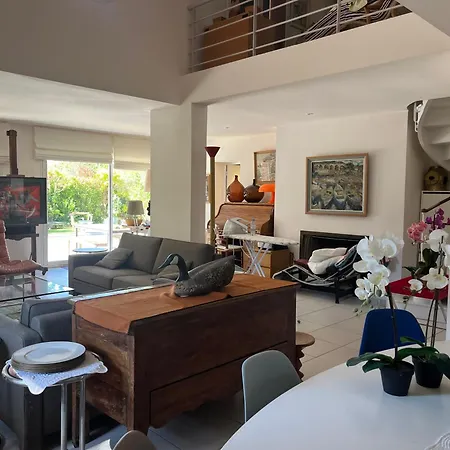 Villa Dans Quartier Residentiel De Portissol A 500m De La Et Petits Commerces