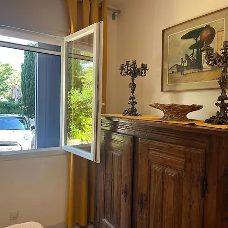 Dans Quartier Residentiel De Portissol A 500m De La Et Petits Commerces Villa Sanary-sur-Mer
